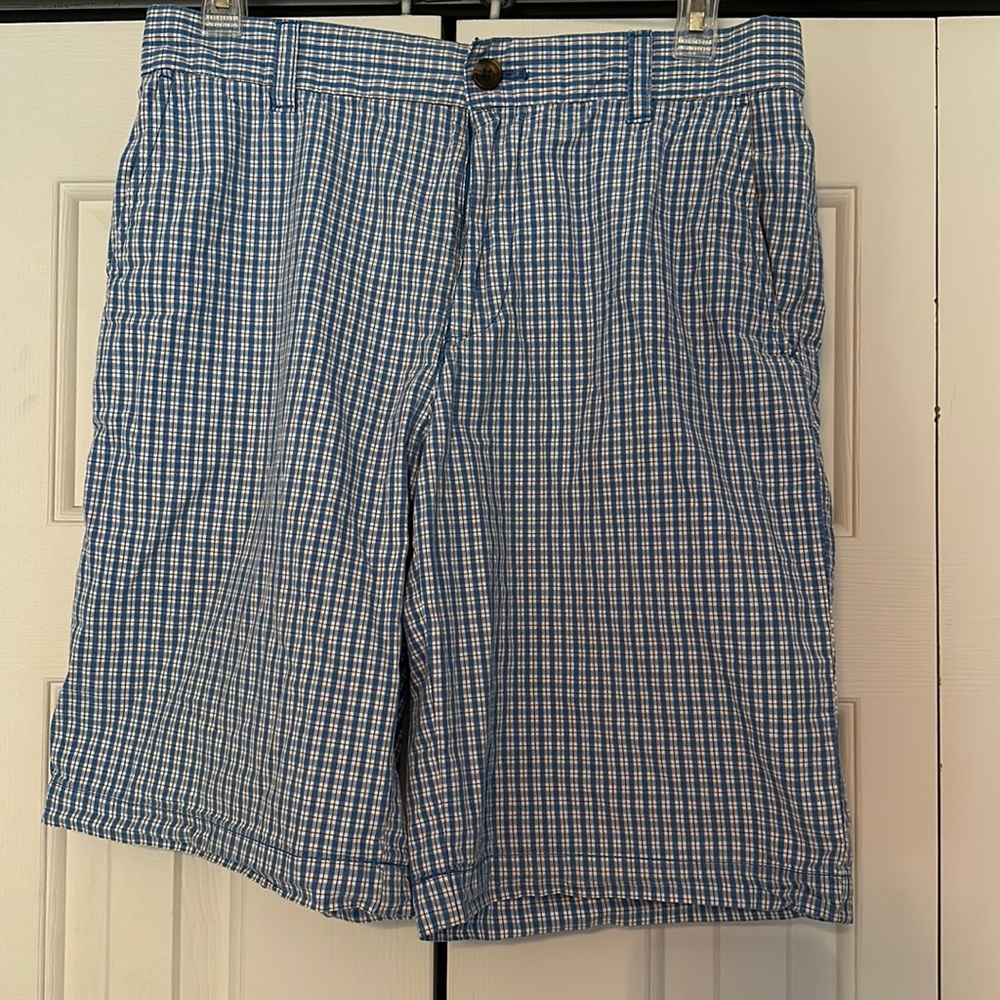Men’s IZOD Size 30 Waist Shorts